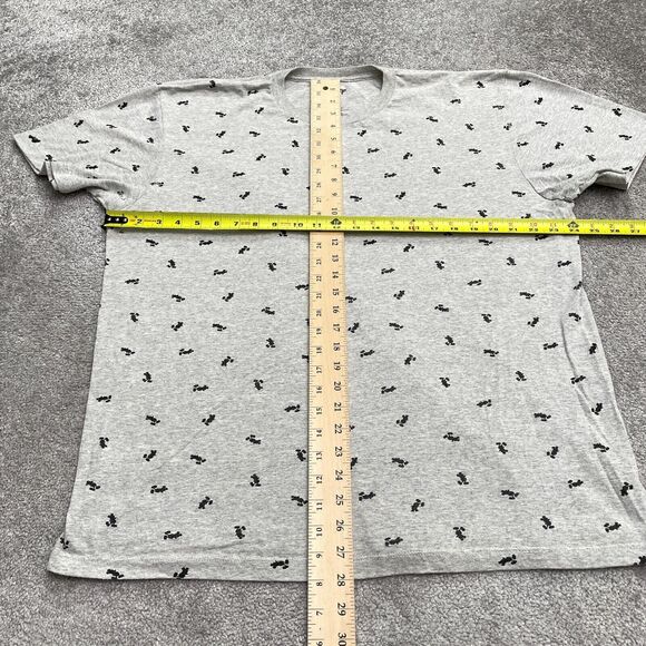 Disney Mickey Mouse T-Shirt Mens XL Gray All Over Print Textured Casual Crew Tee - Picture 5 of 8